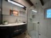 mit Dusche & Fenster